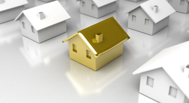 Lúc này nên bỏ tiền vào vàng hay bất động sản?