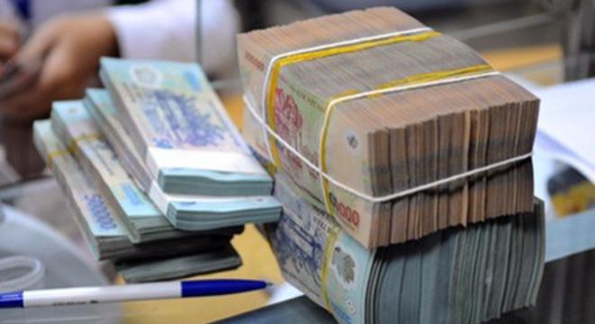 Giới ngân hàng phản pháo vụ 33 nhà băng thưởng Tết