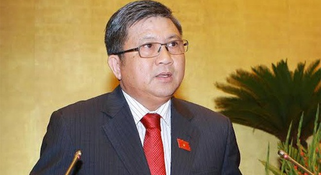 Chủ nhiệm Ủy ban Kinh tế Nguyễn Văn Giàu trình bày báo cáo giải trình tiếp thu dự thảo Luật Doanh nghiệp (sửa đổi).