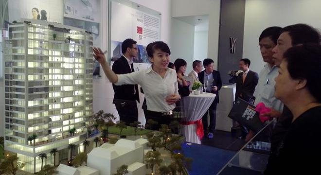 Chung cư cao cấp lại rầm rộ bung hàng