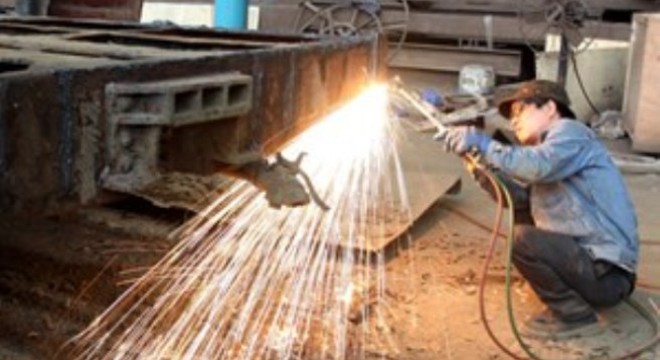 CPI cuối năm tăng thấp, lo sản xuất sẽ tiếp tục đình trệ