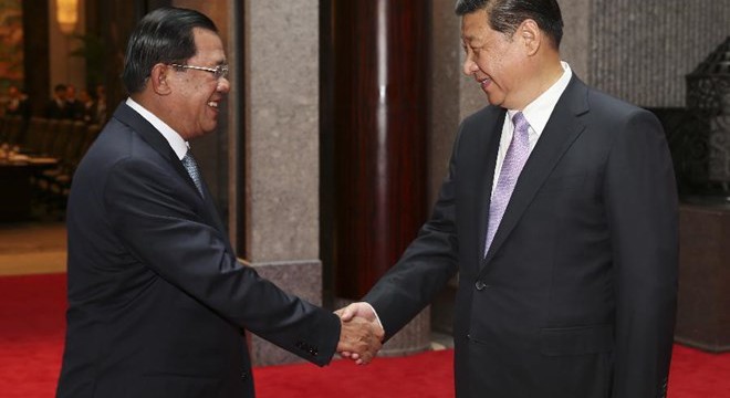 Chủ tịch Trung Quốc Tập Cận Bình tiếp Thủ tướng Campuchia Hun Sen