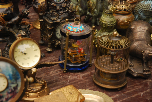 Thế giới đồng hồ cổ có một không hai tại chợ Tết Hà Nội (7)