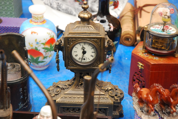 Thế giới đồng hồ cổ có một không hai tại chợ Tết Hà Nội (13)