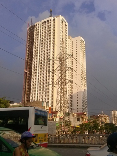 Hiện chủ đầu tư đang bán các căn hộ tại đây với giá từ 23-25 triệu đồng/m2