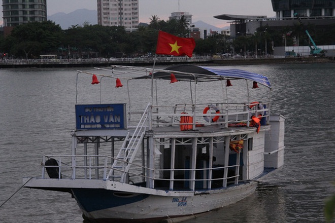 Vụ chìm tàu trên sông Hàn: Cách chức Giám đốc Cảng vụ Đà Nẵng
